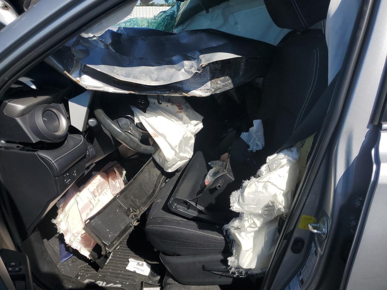 2016 Toyota Rav4 Xle - Image 7