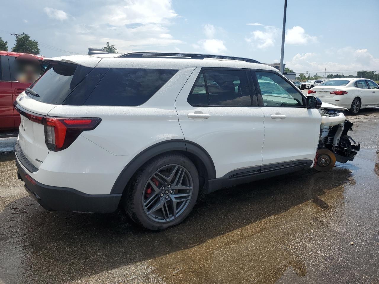 2025 Ford Explorer St-Line - Фото 3