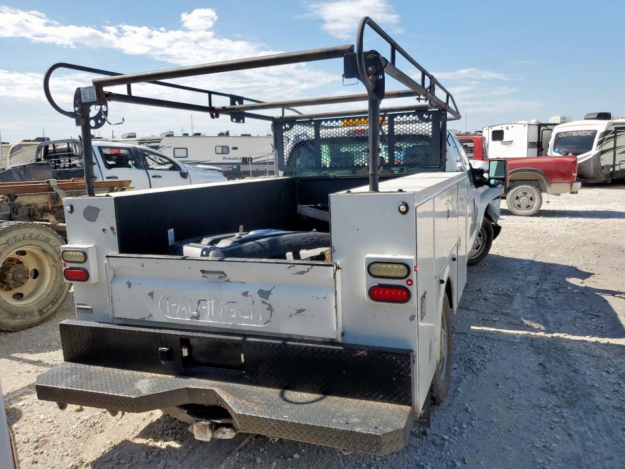 2016 Ford F250 Super Duty - Фото 6