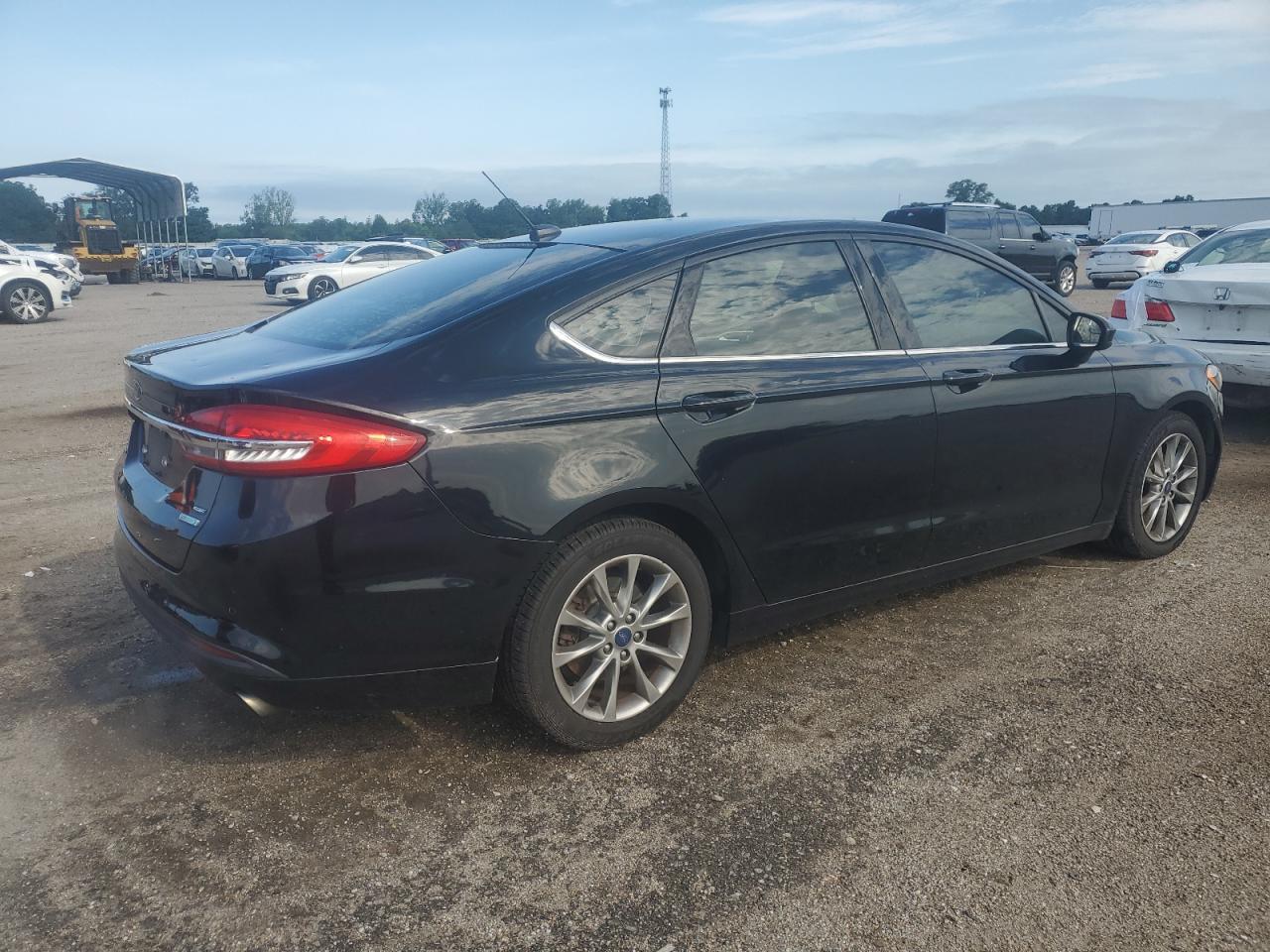 2017 Ford Fusion Se - Фото 3
