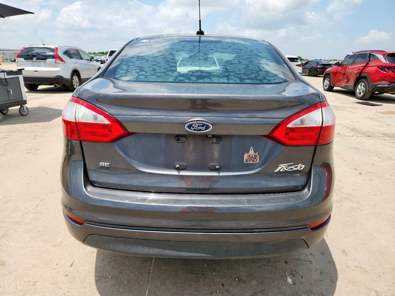 2019 Ford Fiesta Se - Фото 6
