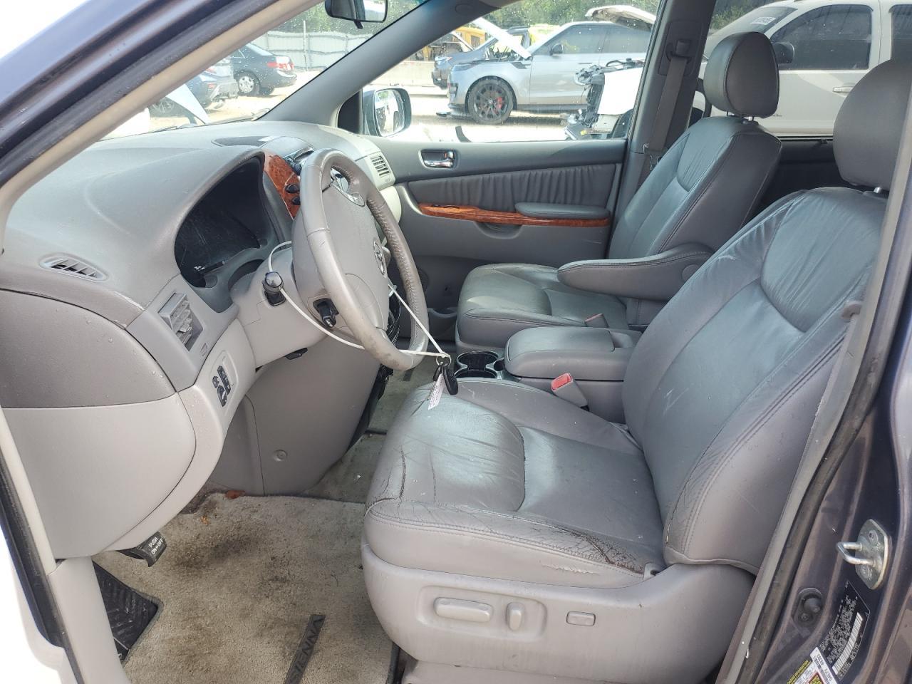 2007 Toyota Sienna Xle - Фото 7
