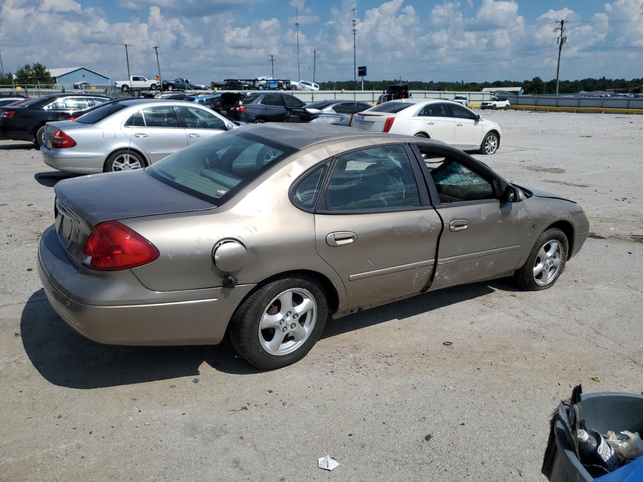 2002 Ford Taurus Ses - Фото 3
