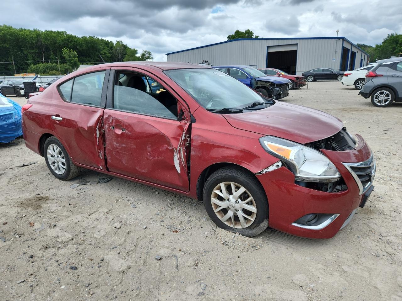 2018 Nissan Versa S - Фото 4