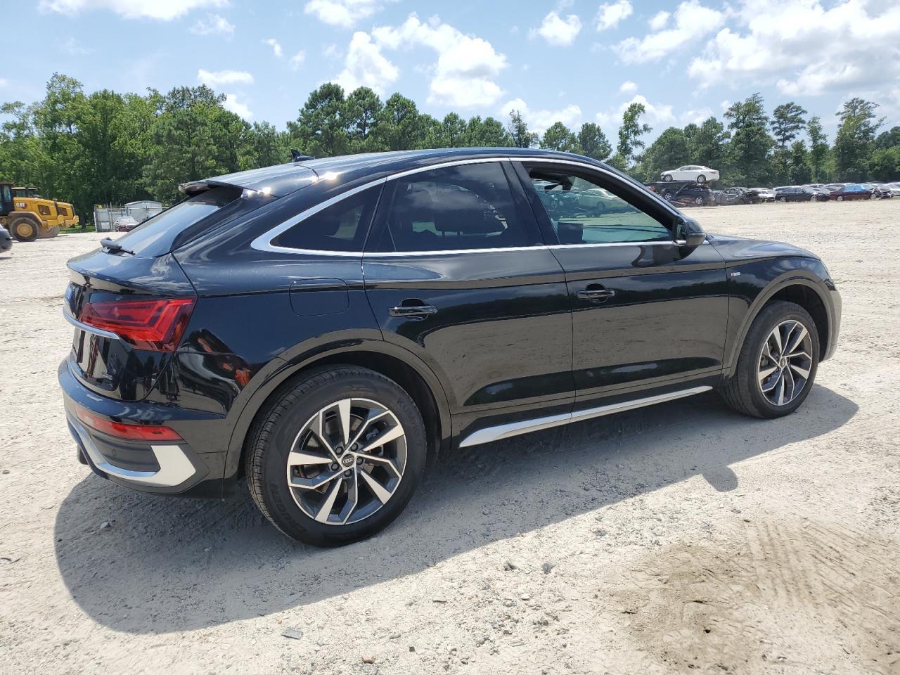 2022 Audi Q5 Sportback Premium 45 - Фото 3