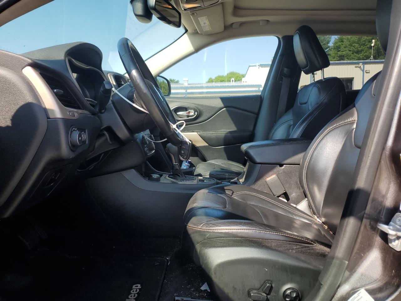 2017 Jeep Cherokee Limited - Image 7