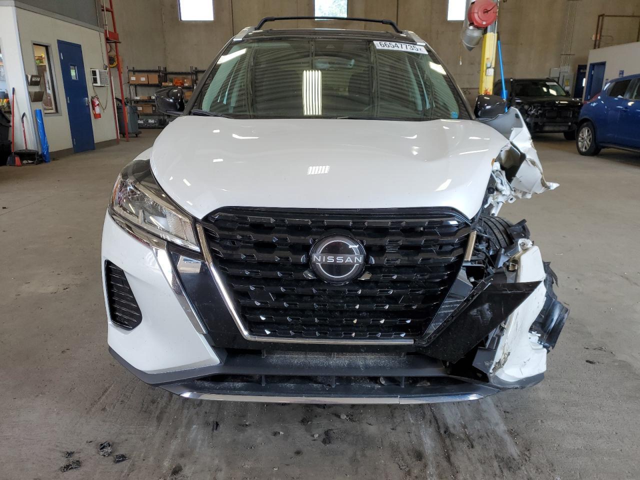 2022 Nissan Kicks Sv - Image 5