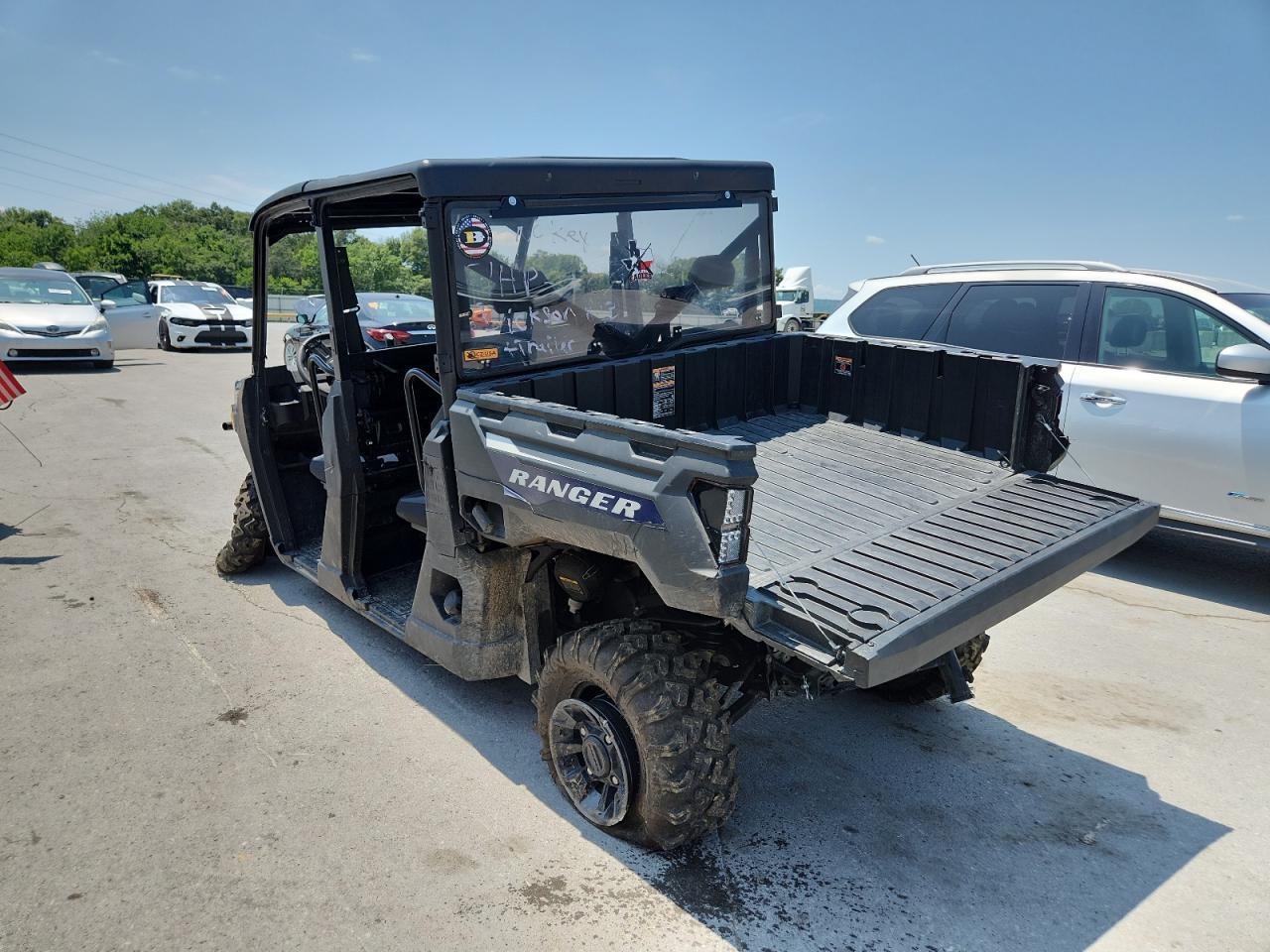 2023 Polaris Ranger Crew 1000 Premium Utility Vehicle - Image 3