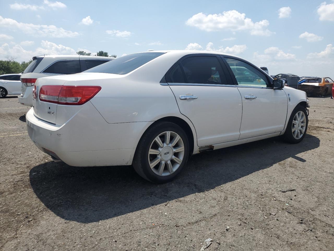 2012 Lincoln Mkz - Image 3
