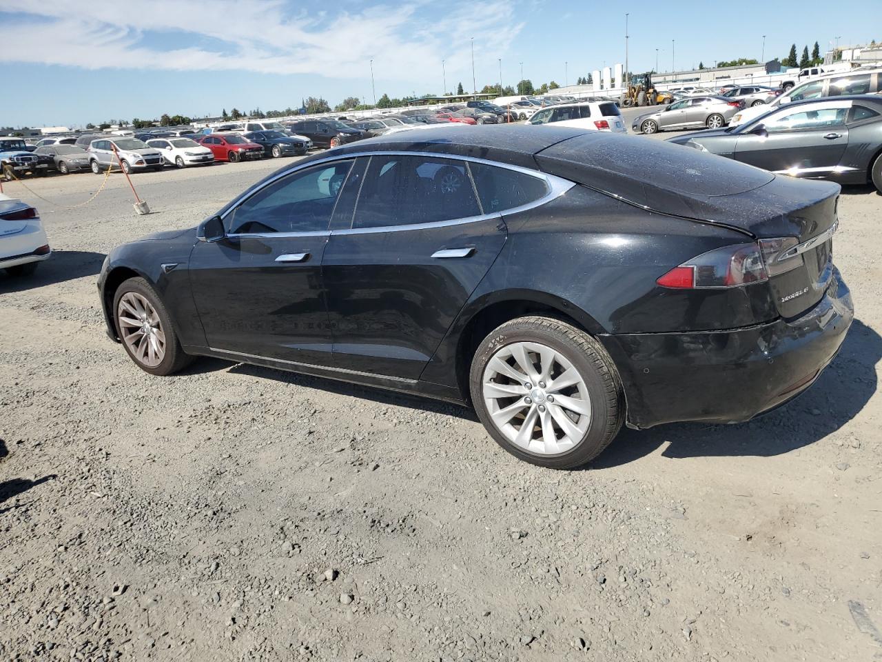 2018 Tesla Model S - Фото 2