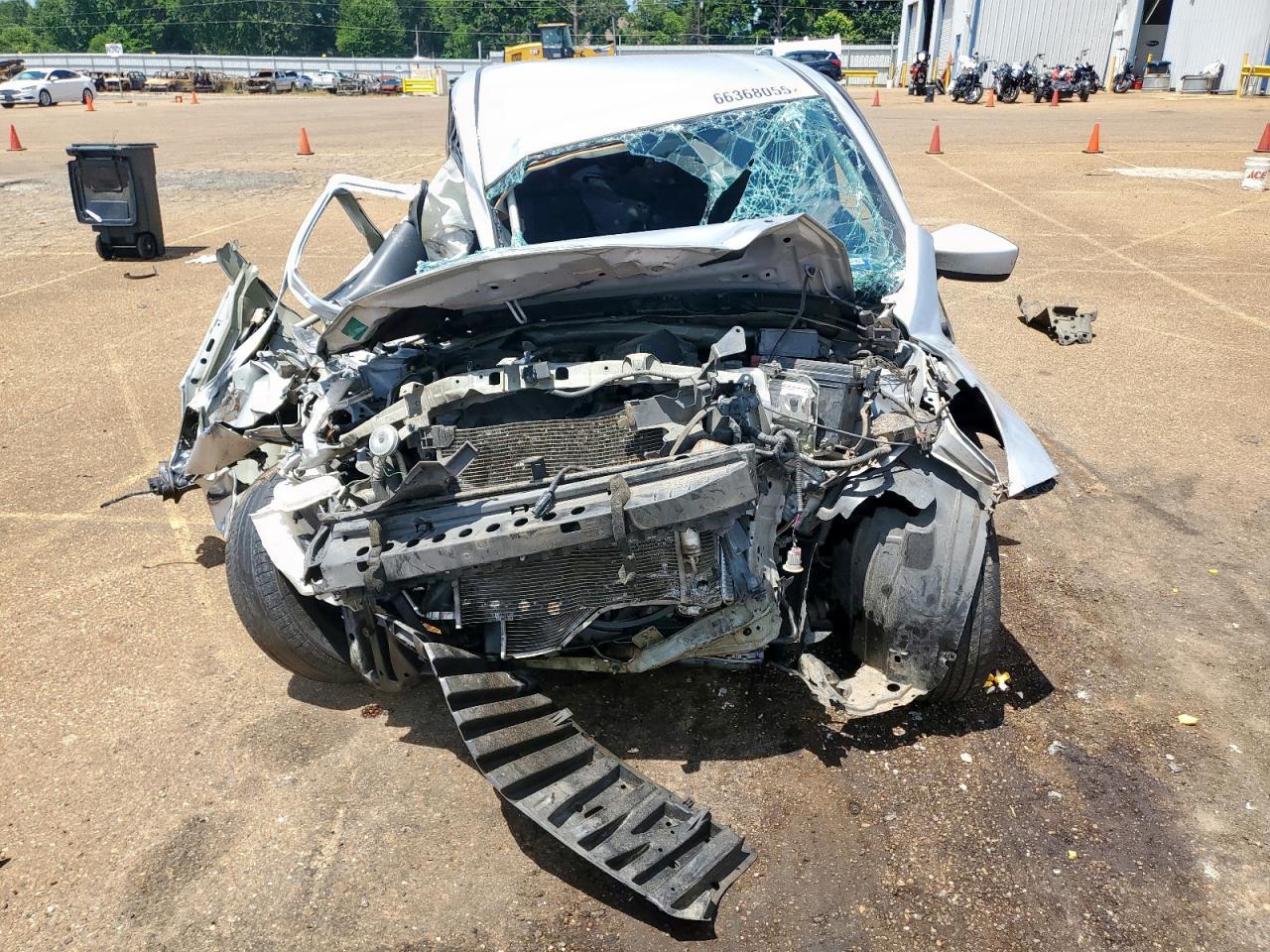 2018 Nissan Versa Note S - Фото 5