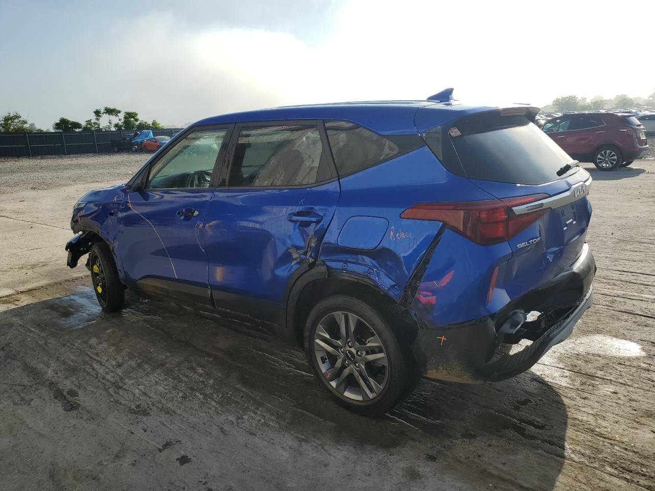 2022 Kia Seltos Lx - Image 2