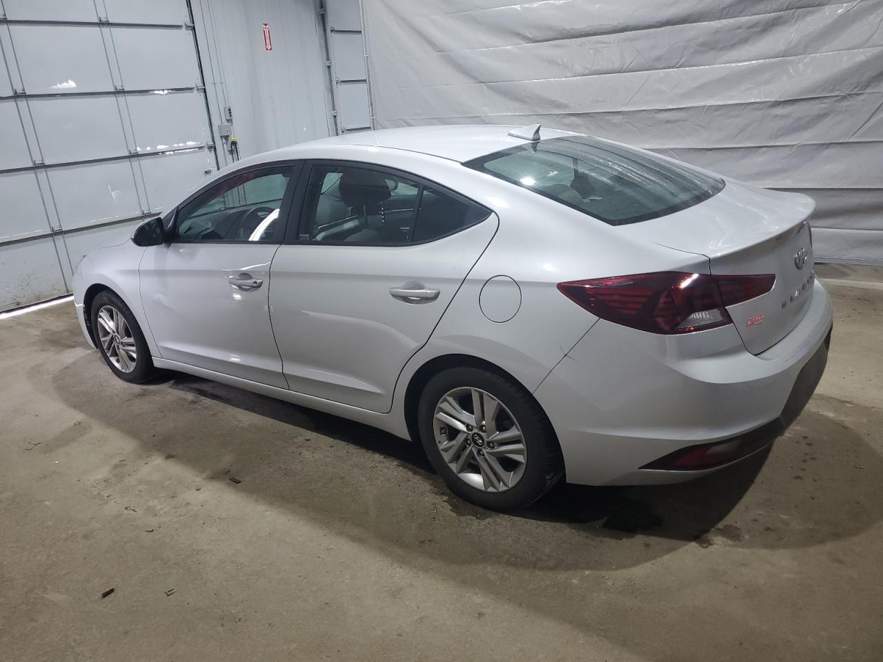 2019 Hyundai Elantra Sel - Фото 2