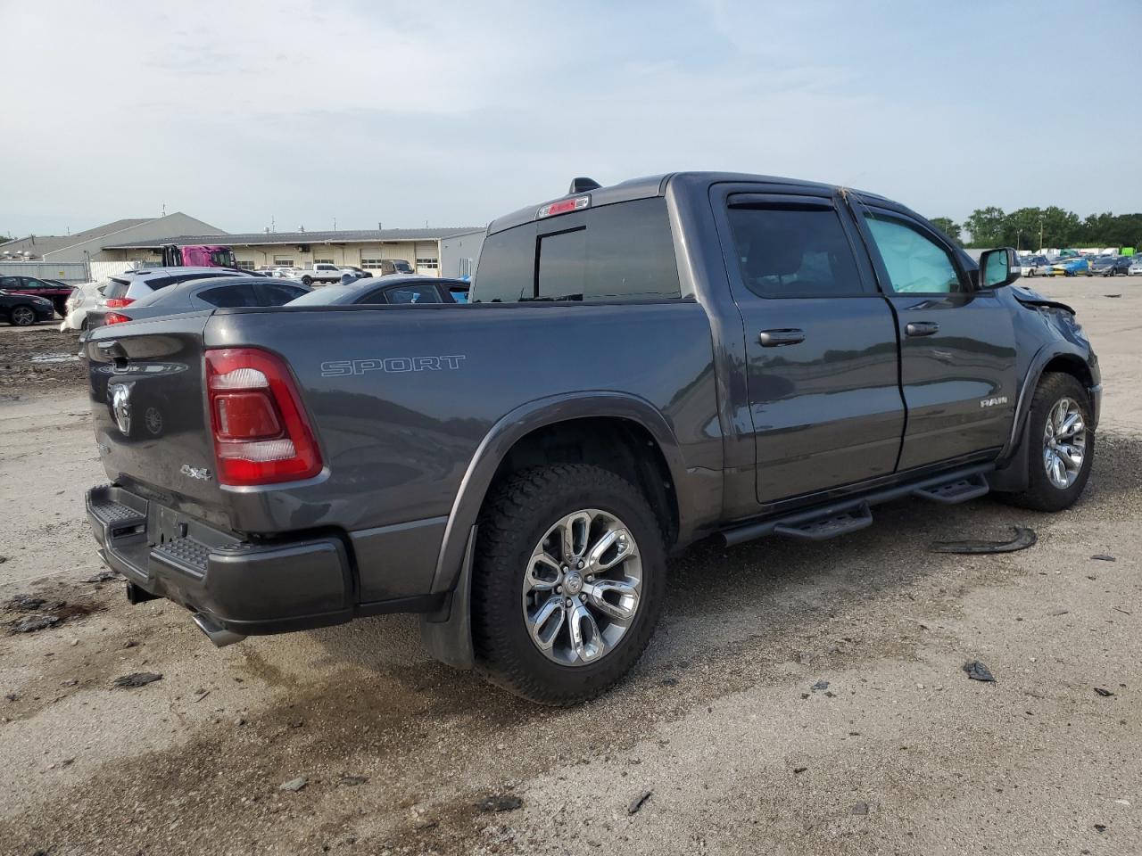 2021 Ram 1500 Laramie - Фото 3