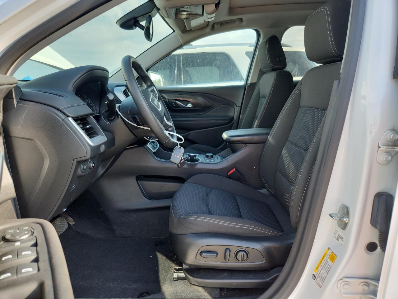 2022 GMC Terrain Sle - Image 7