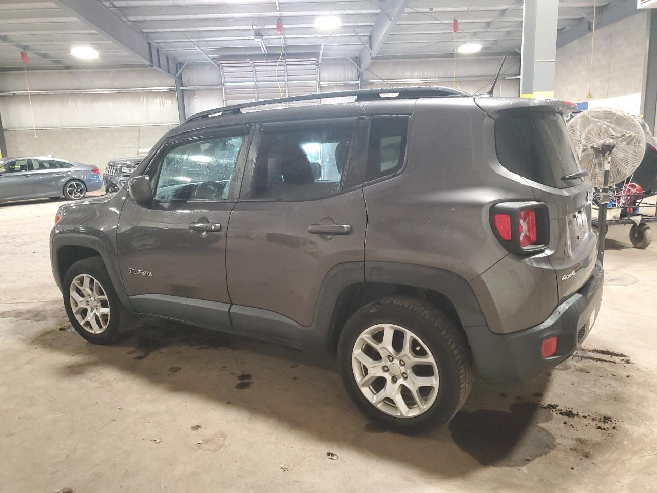 2017 Jeep Renegade Latitude - Фото 2