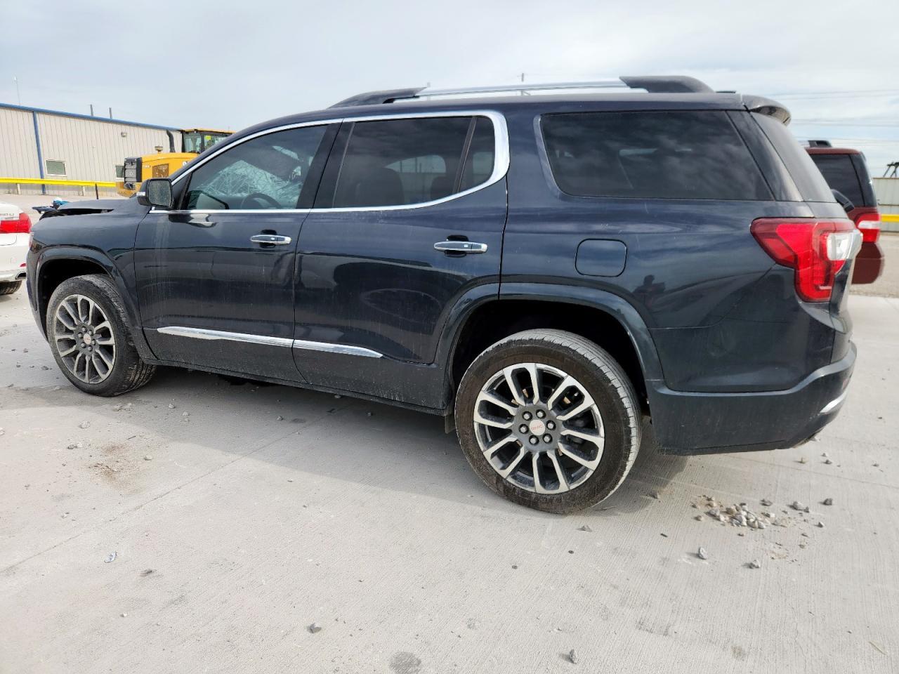 2021 GMC Acadia Denali - Image 2