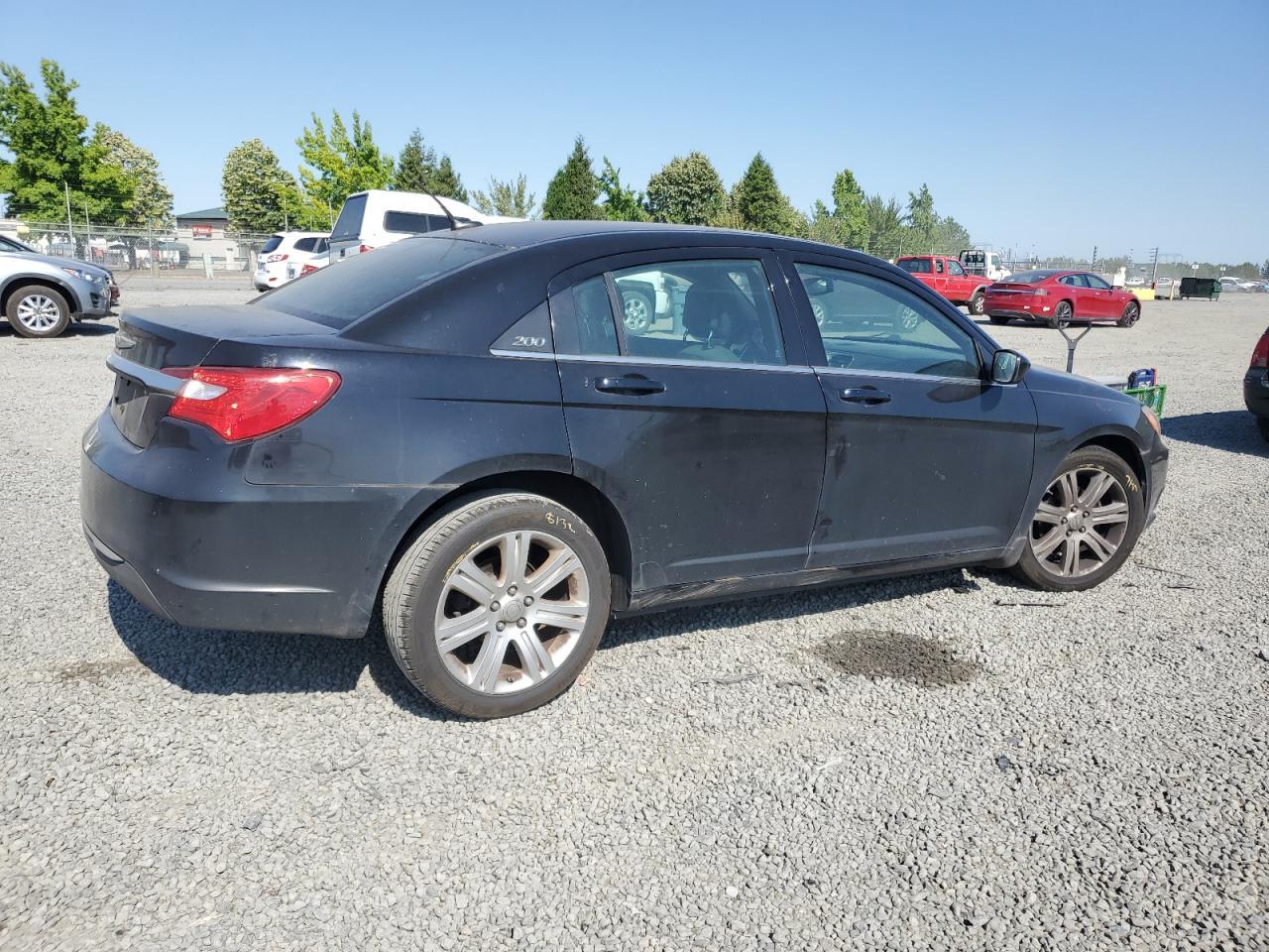 2012 Chrysler 200 Touring - Фото 3