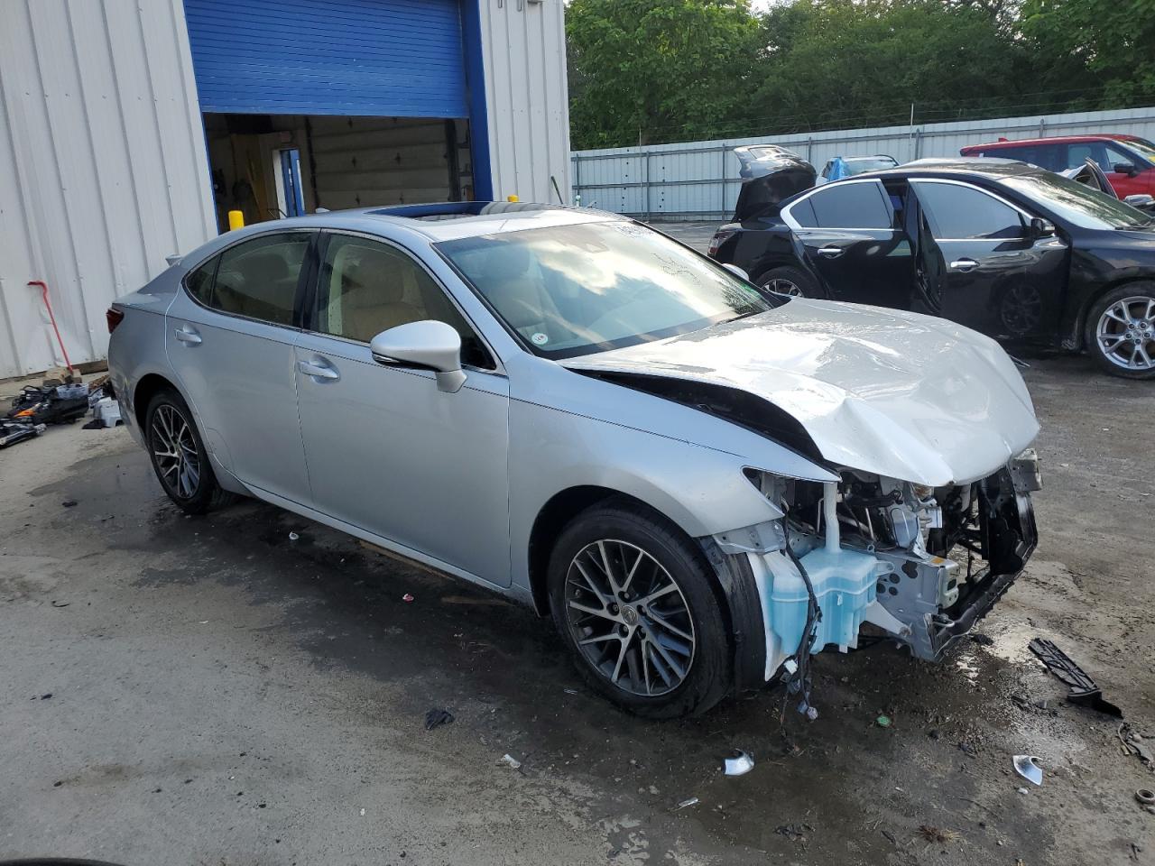 2017 Lexus Es 350 Base - Фото 4