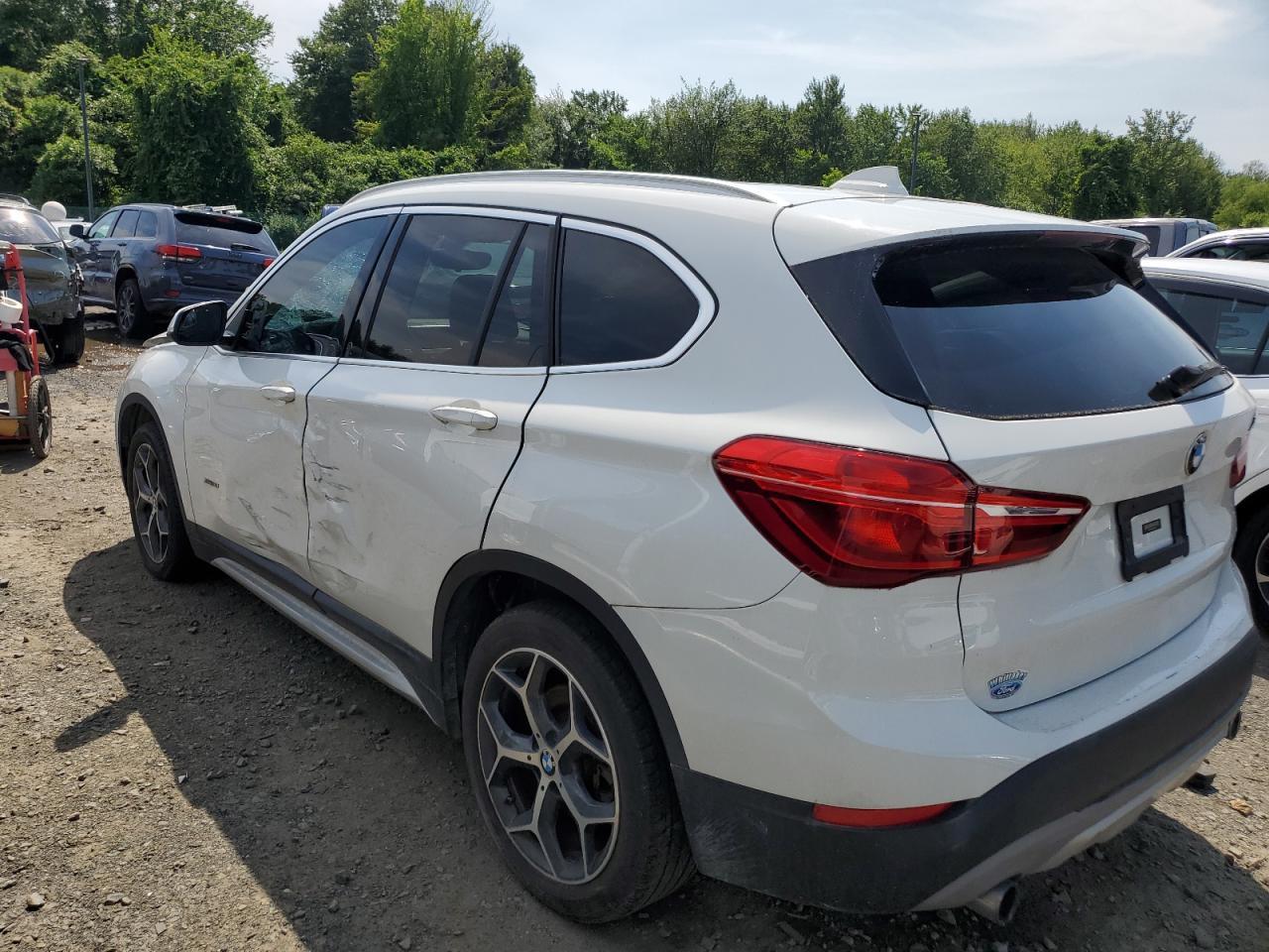 2018 BMW X1 xDrive28I - Фото 2