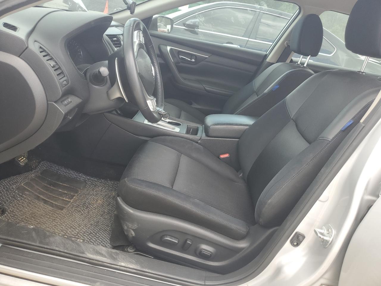 2016 Nissan Altima 2.5 - Image 7