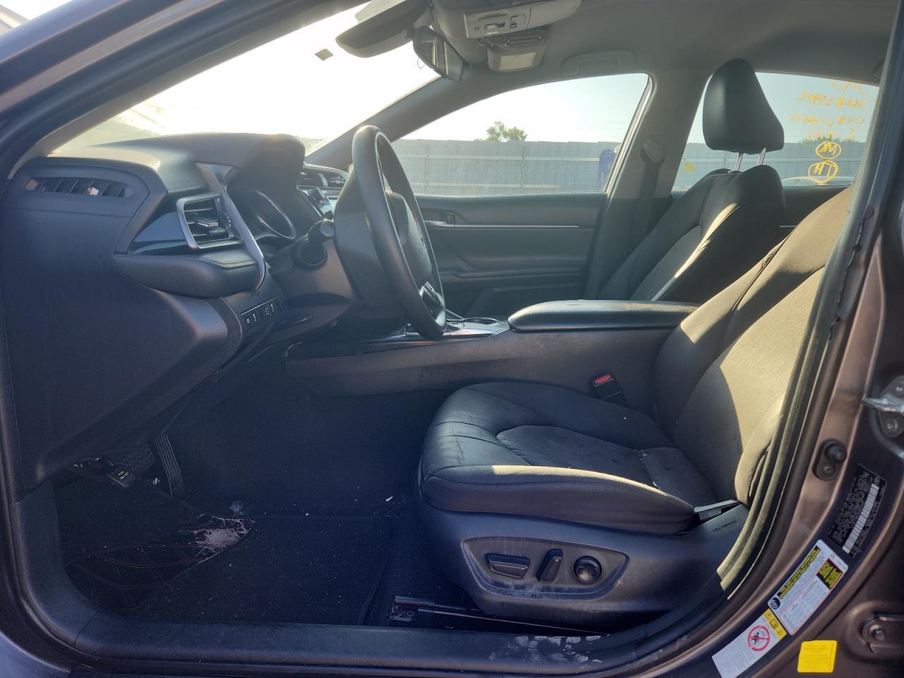 2019 Toyota Camry L - Фото 7