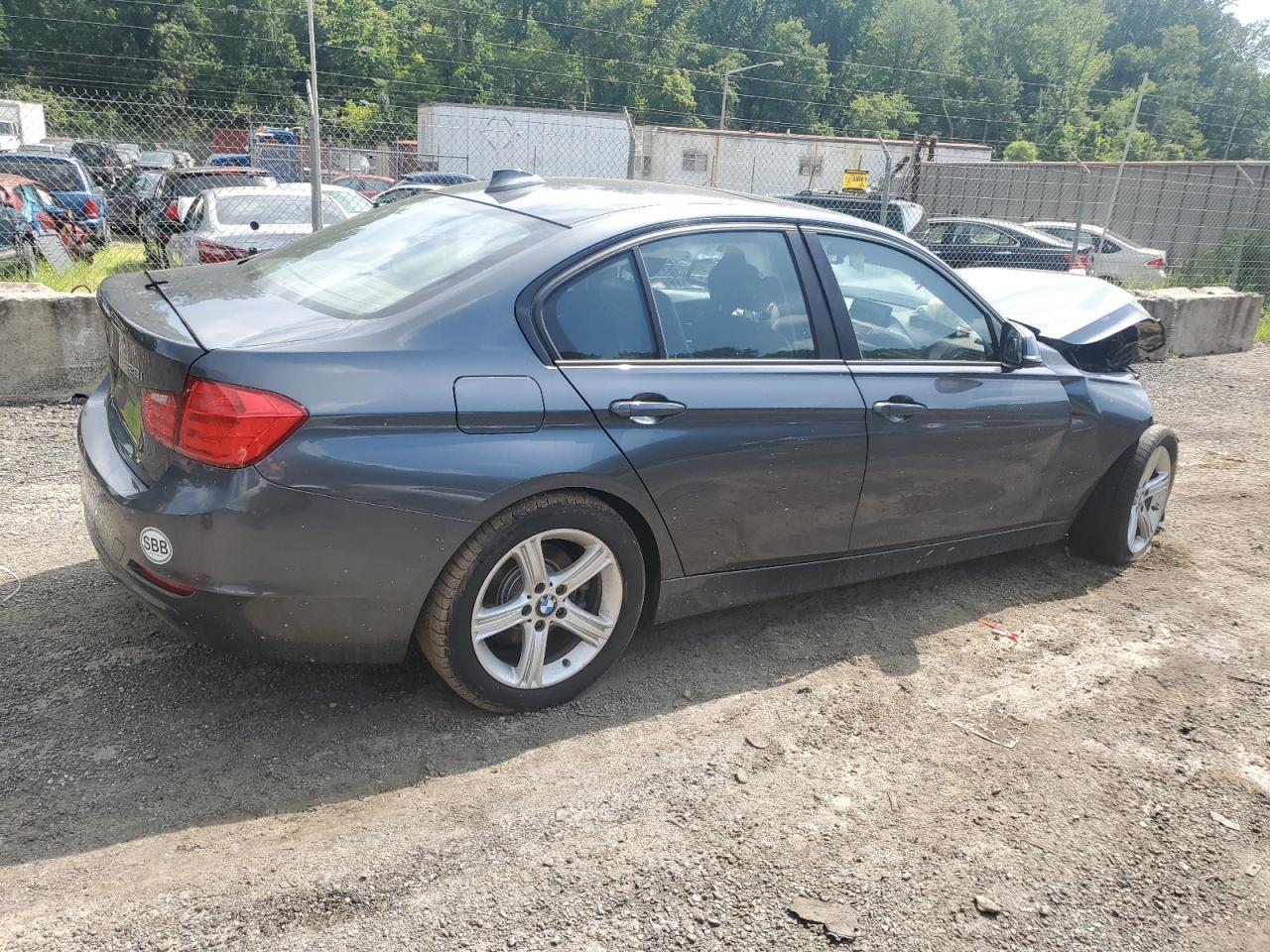 2013 BMW 328 I - Фото 3