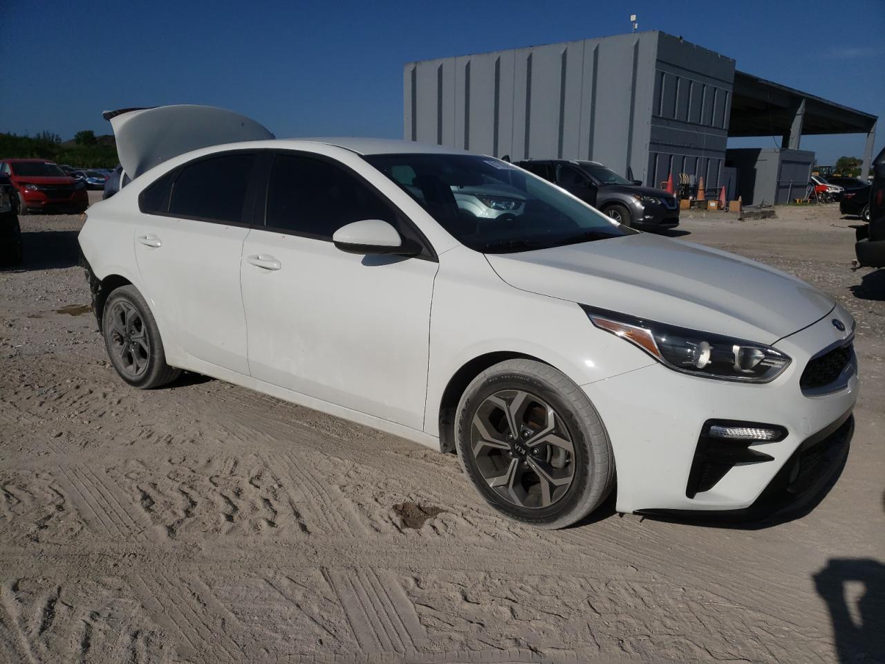 2021 Kia Forte Fe - Фото 4