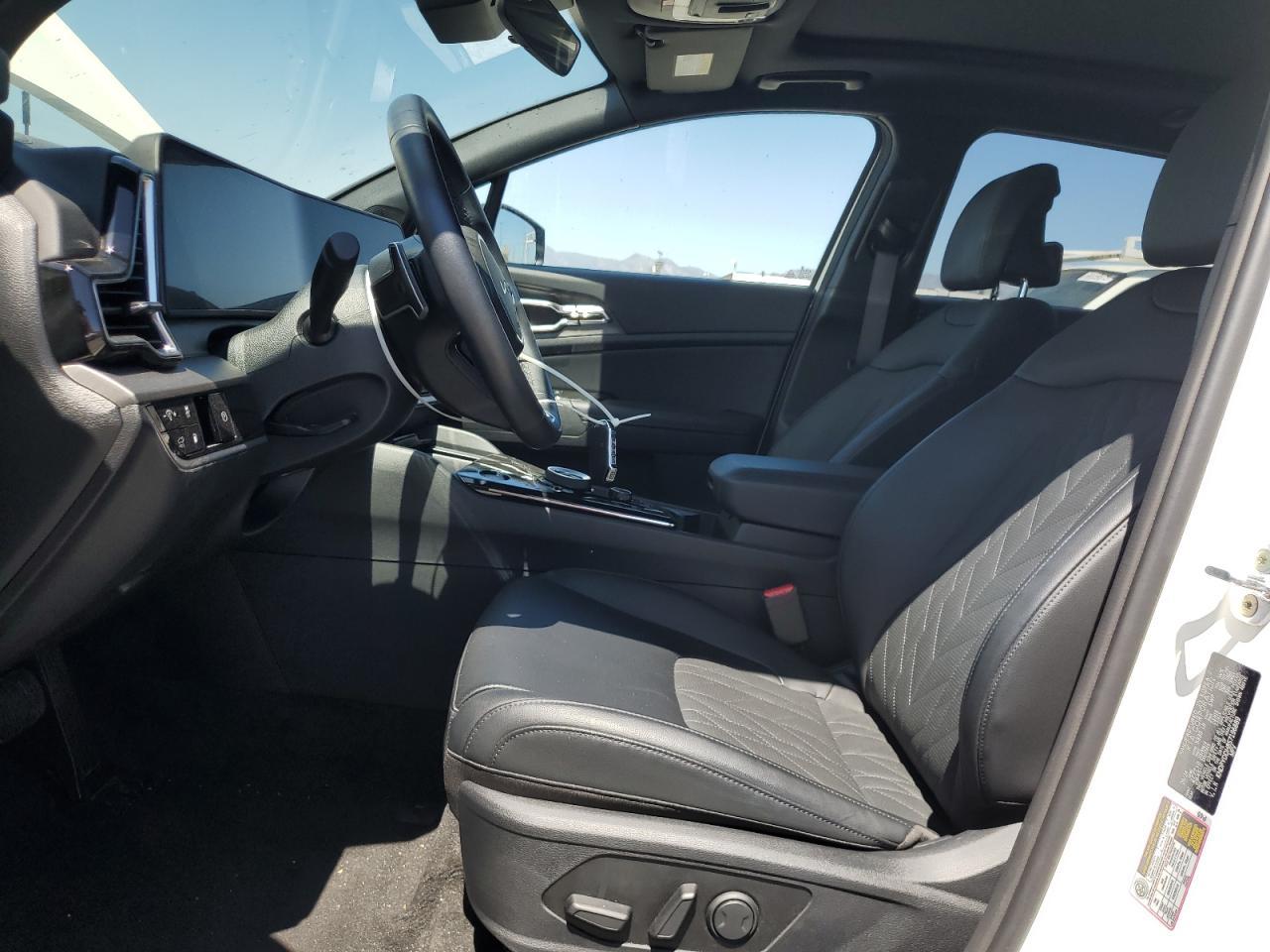 2025 Kia Sportage X Line - Image 7