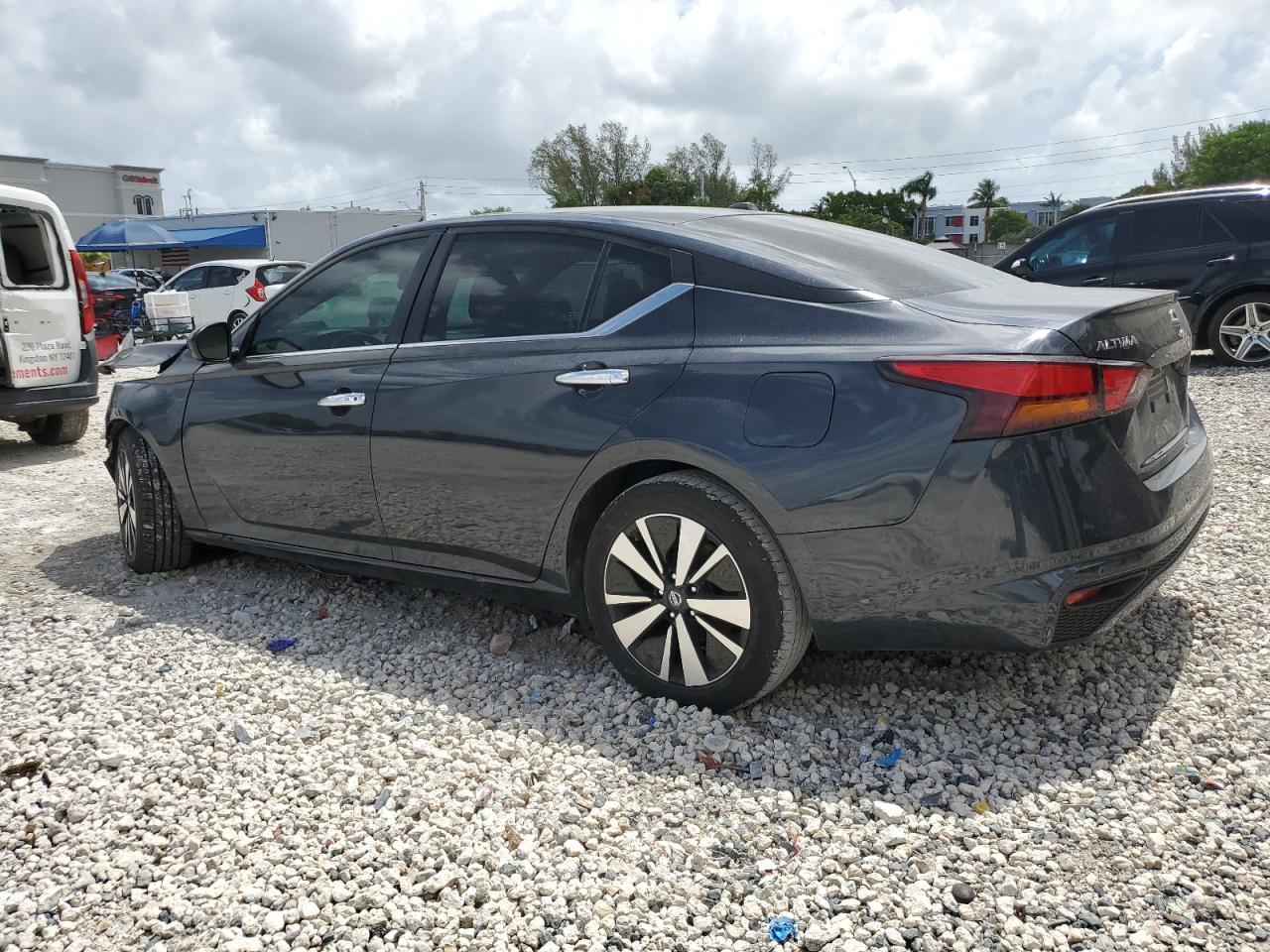 2022 Nissan Altima Sv - Фото 2