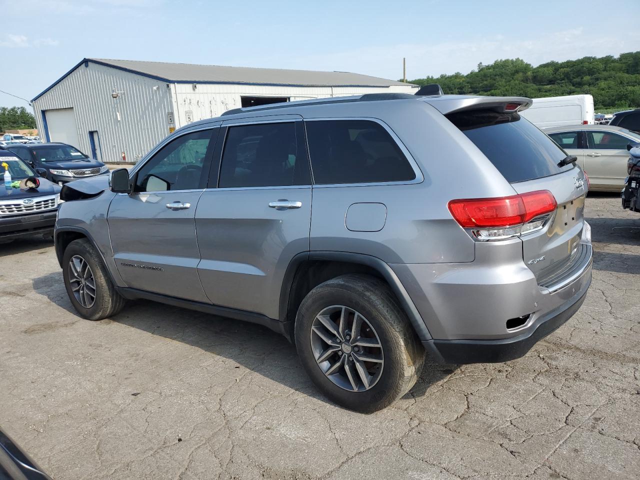 2017 Jeep Grand Cherokee Limited - Image 2
