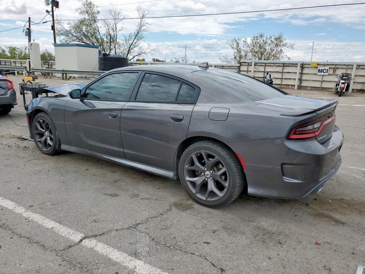 2018 Dodge Charger Sxt Plus - Image 2