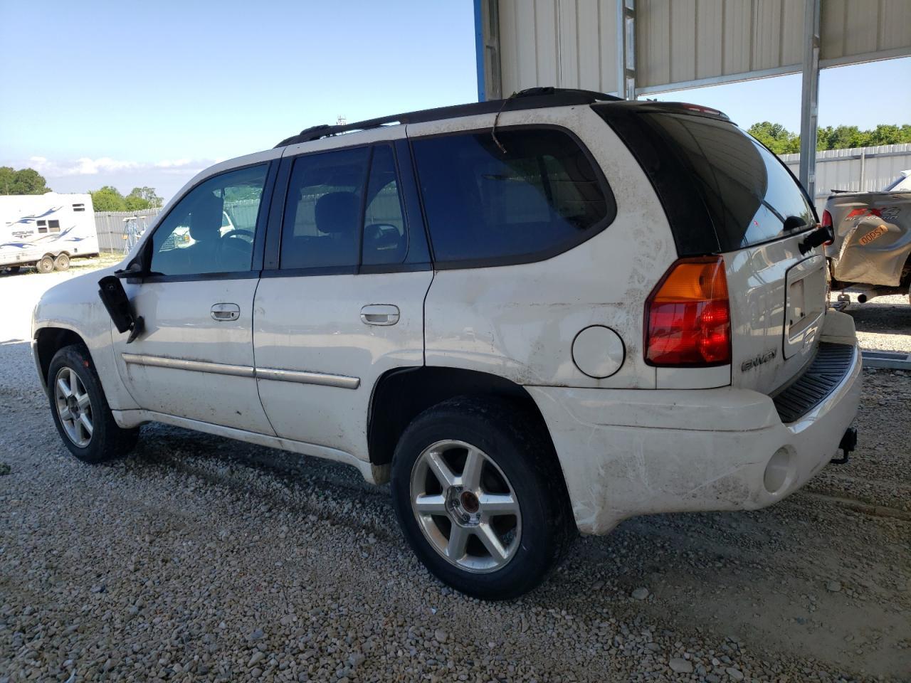 2007 GMC Envoy - Image 2