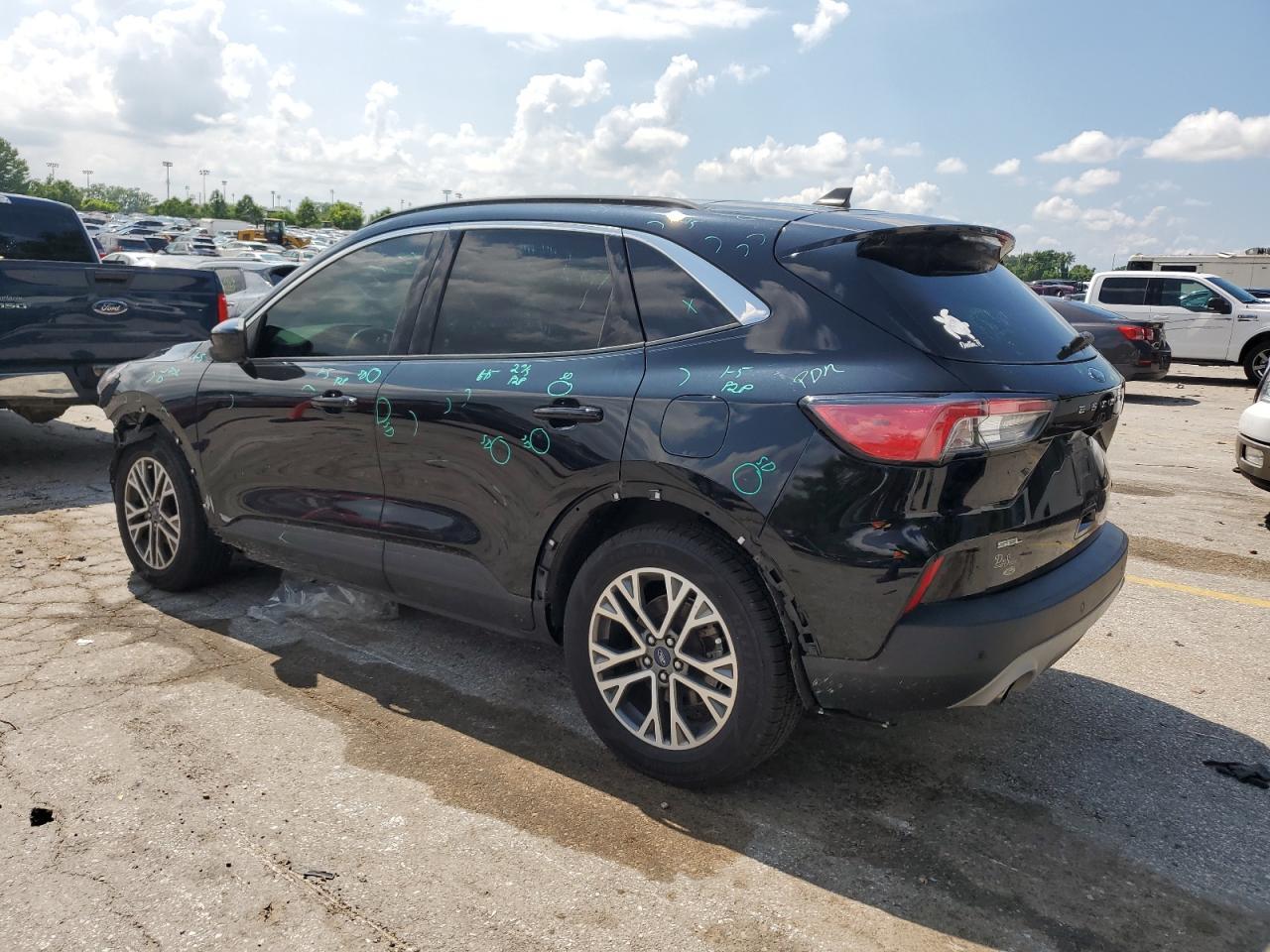 2021 Ford Escape Sel - Фото 2