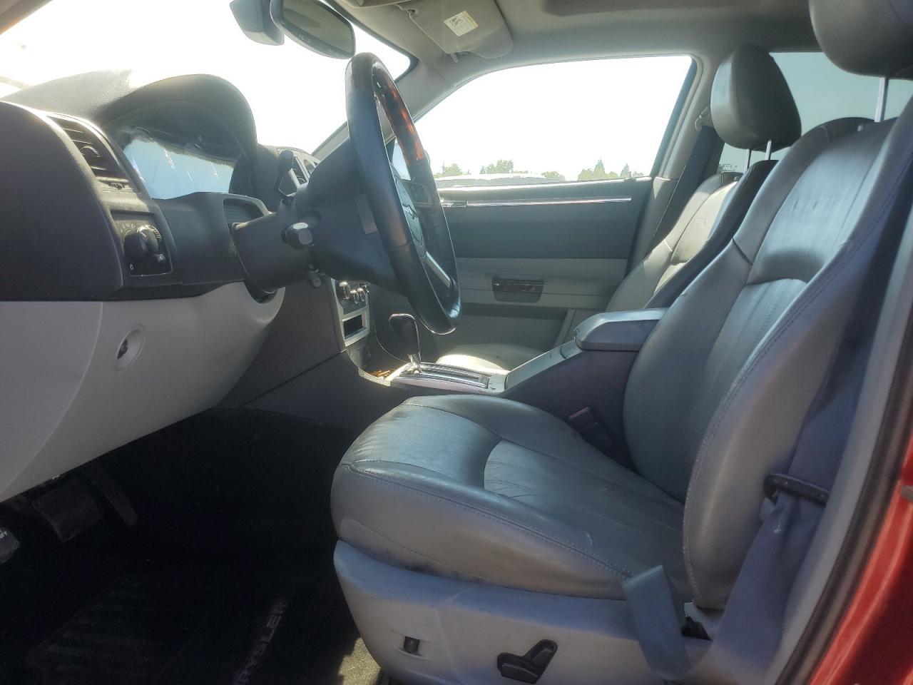 2007 Chrysler 300C - Фото 7