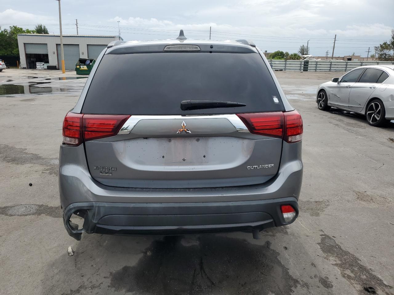 2018 Mitsubishi Outlander Se - Image 6