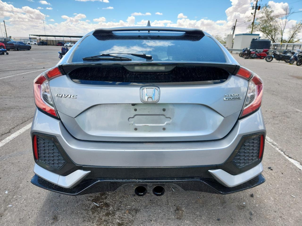 2017 Honda Civic Sport Touring - Image 6