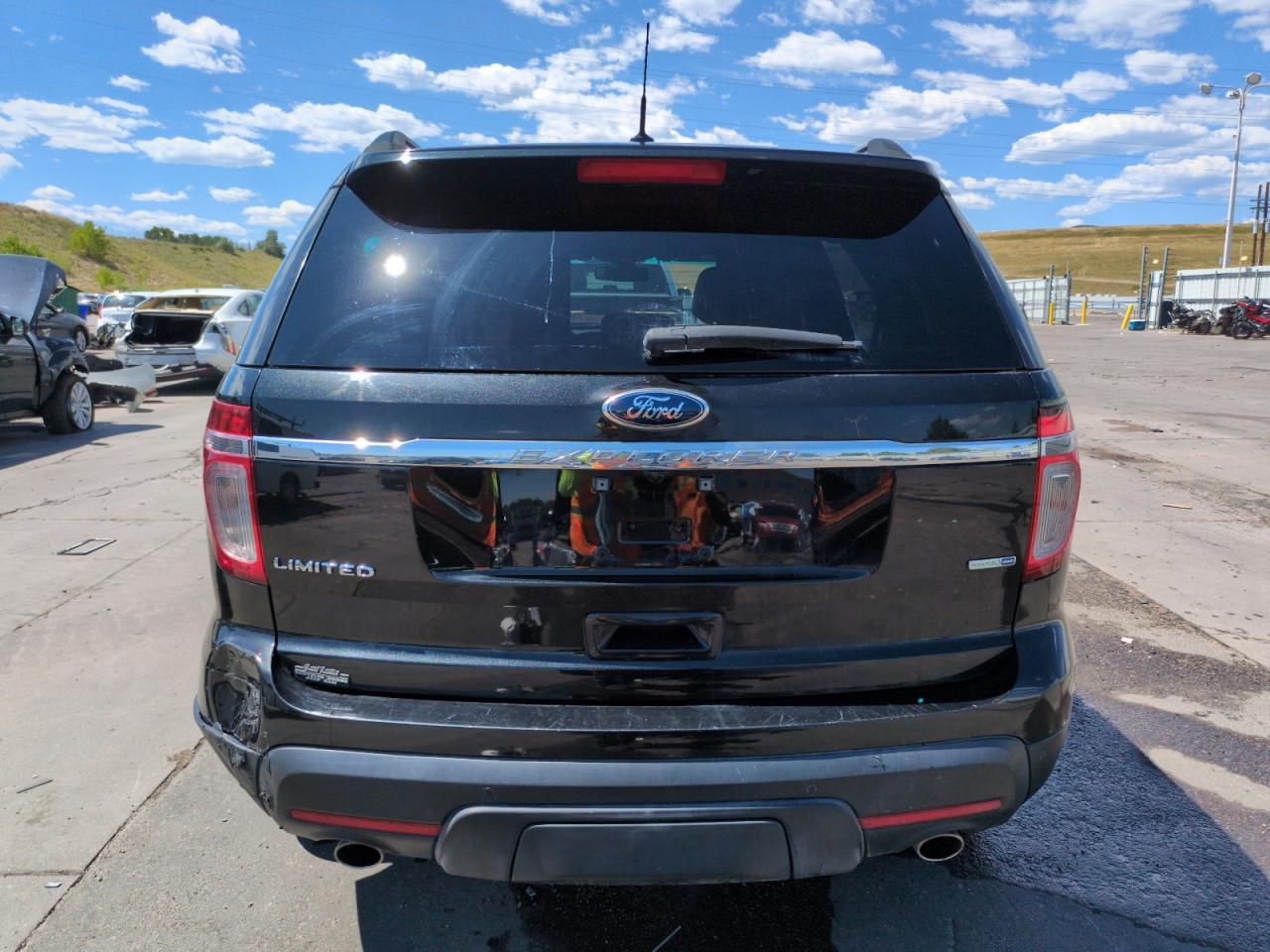 2015 Ford Explorer Limited - Image 6