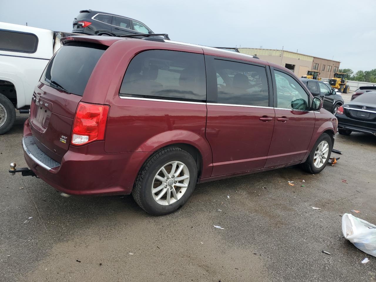 2019 Dodge Grand Caravan Sxt - Фото 3
