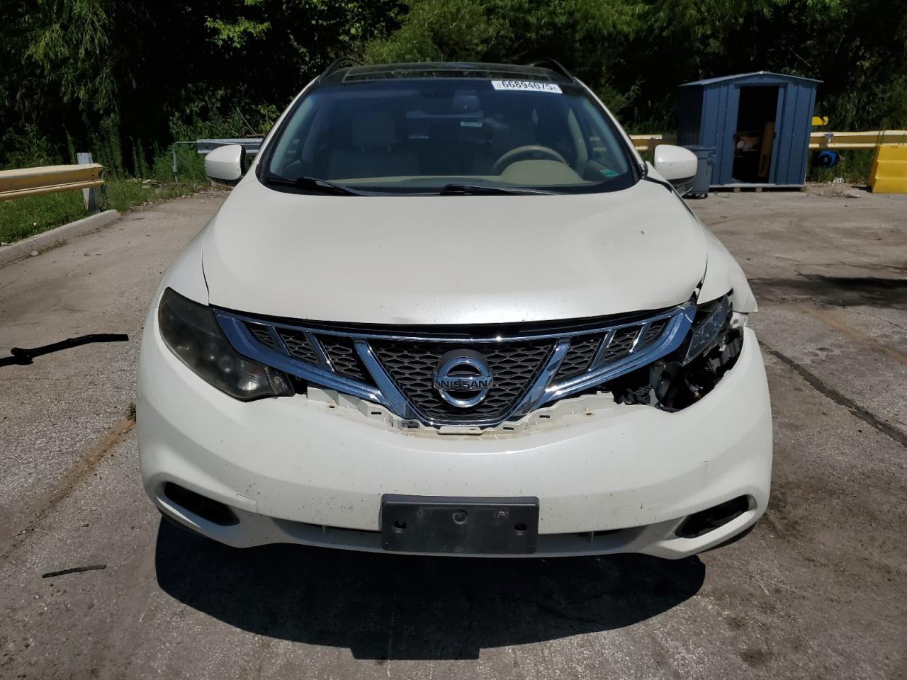 2014 Nissan Murano S - Image 5