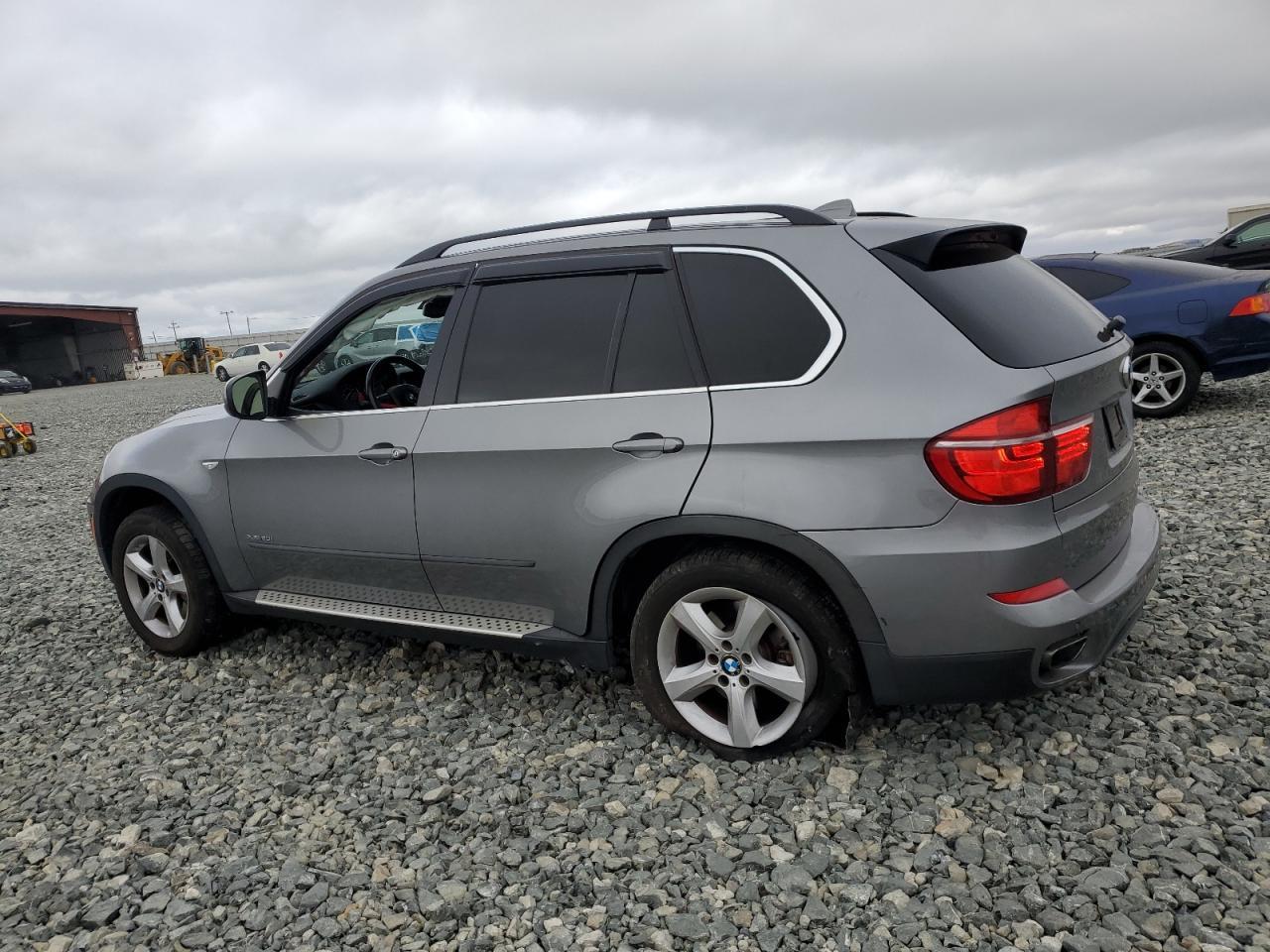 2012 BMW X5 xDrive50I - Фото 2