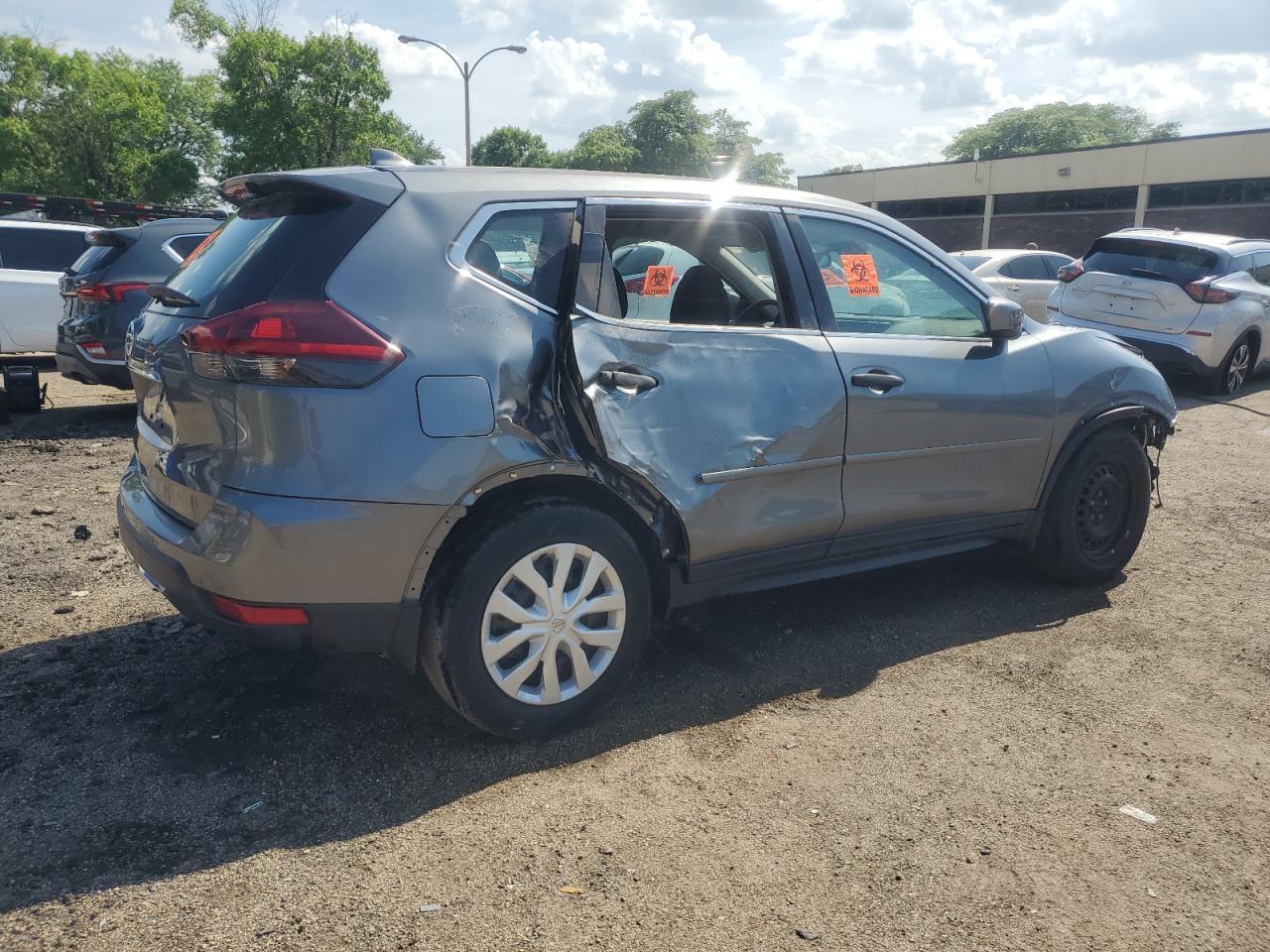 2020 Nissan Rogue S - Фото 3