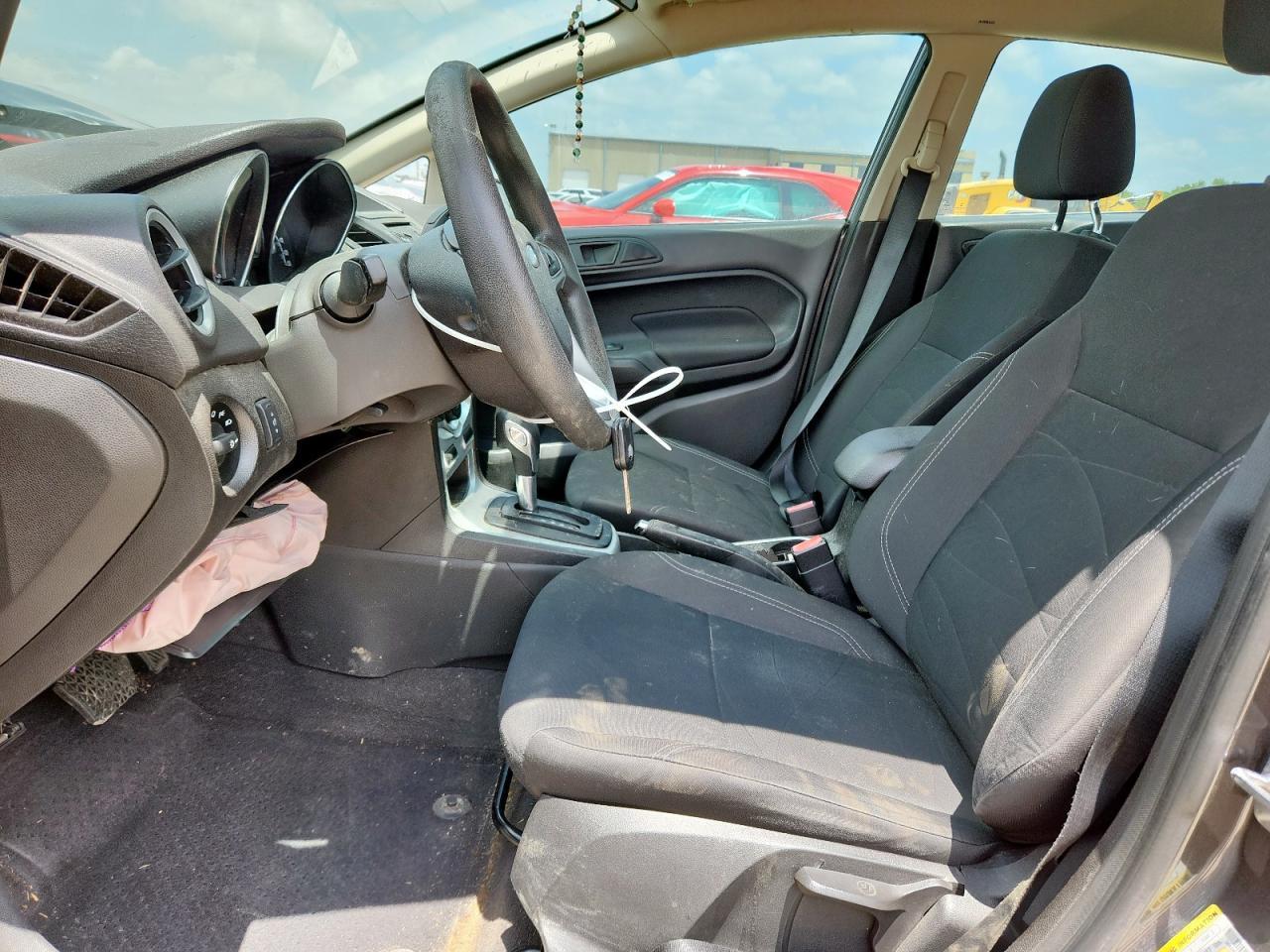 2019 Ford Fiesta Se - Фото 7