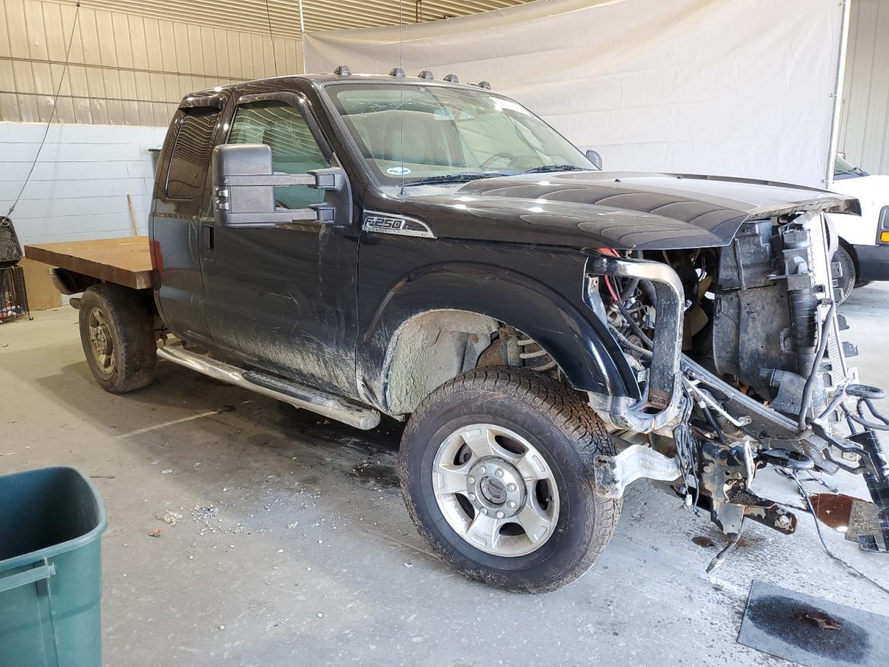 2016 Ford F250 Super Duty - Image 4