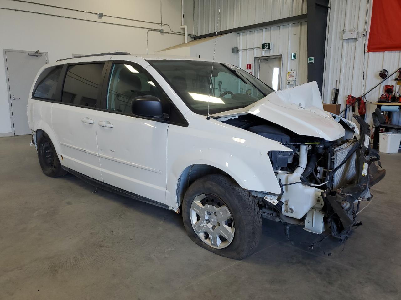 2011 Dodge Grand Caravan Express - Image 4