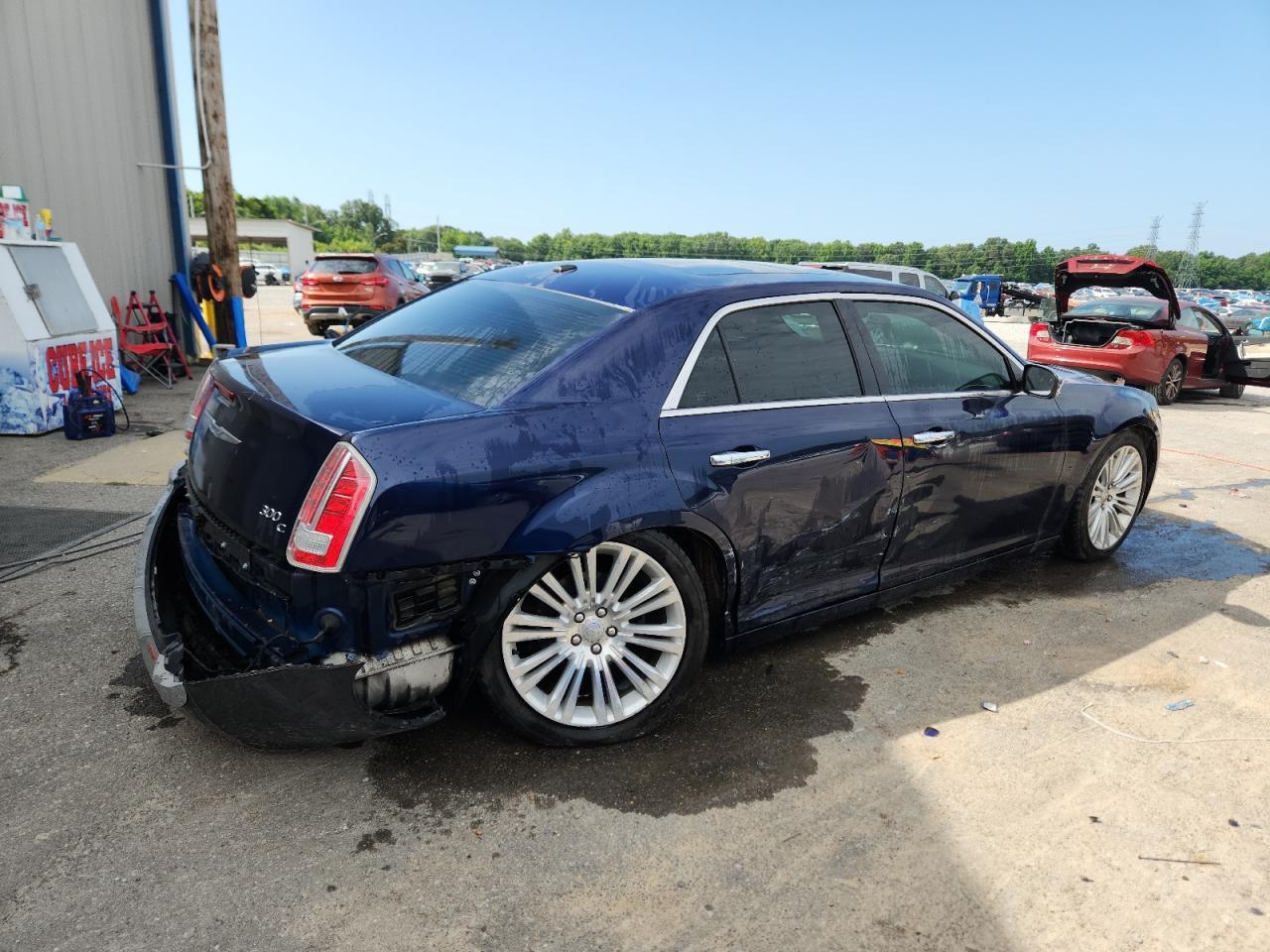 2014 Chrysler 300C - Фото 3