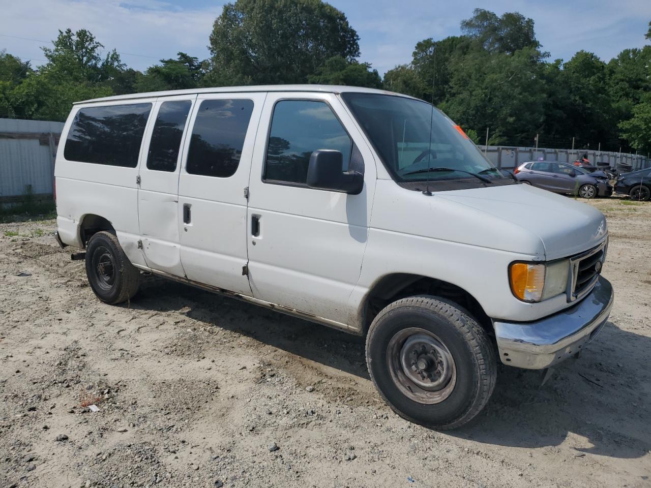 2007 Ford Econoline E350 Super Duty Wagon - Фото 4