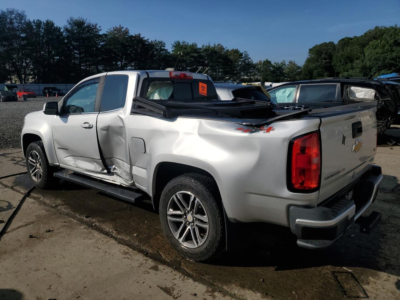 2020 Chevrolet Colorado Lt - Фото 2