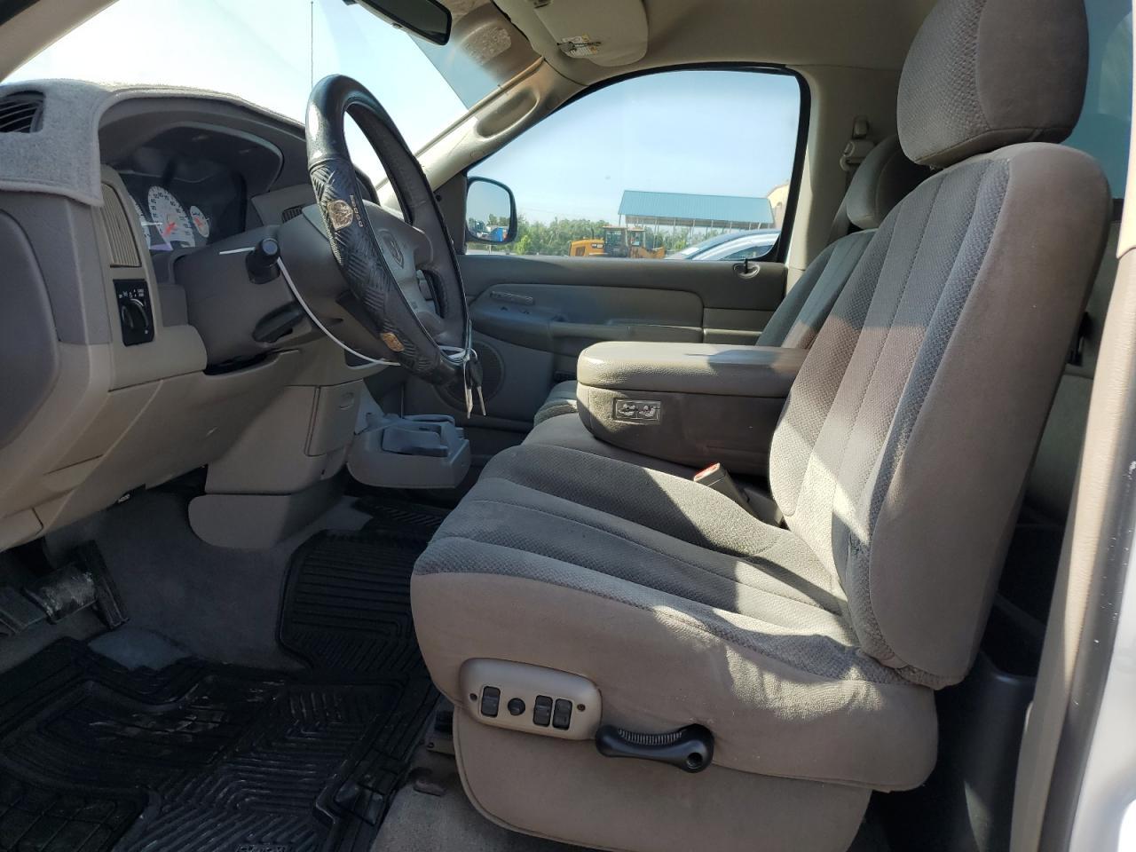 2002 Dodge Ram 1500 - Фото 7