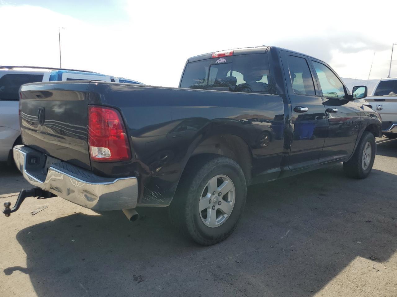 2011 Dodge Ram 1500 - Фото 3